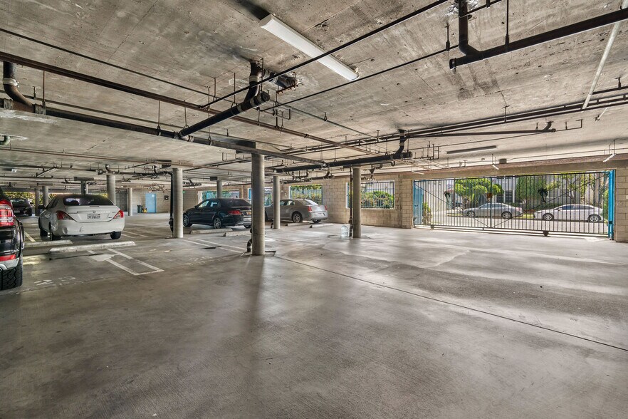 More Photos Of 1225 Bennett Ave, Long Beach Apartments For Sale