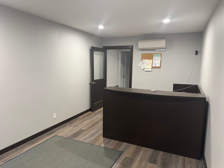 More Photos Of 6446 Road 3 NE, Moses Lake Flex For Lease