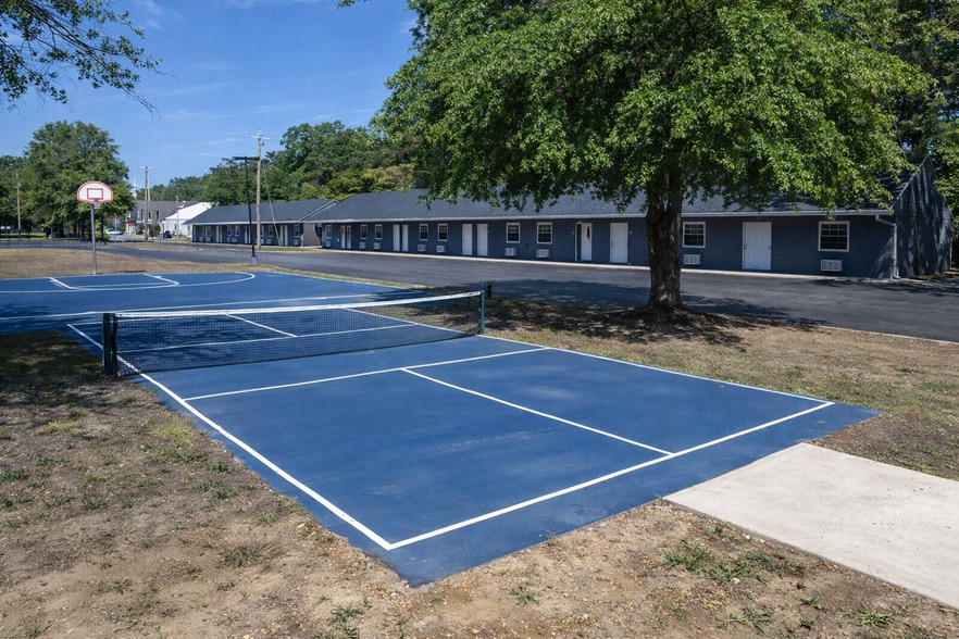 More Photos Of 2580 Tilton Rd, Egg Harbor Township Apartments For Sale