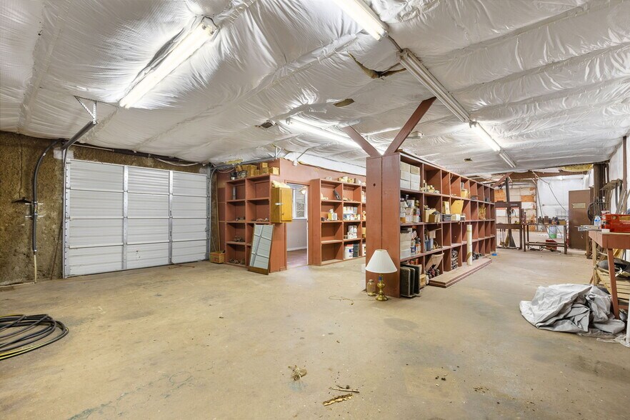 More Photos Of 446 3rd st, Burkburnett Warehouse For Sale