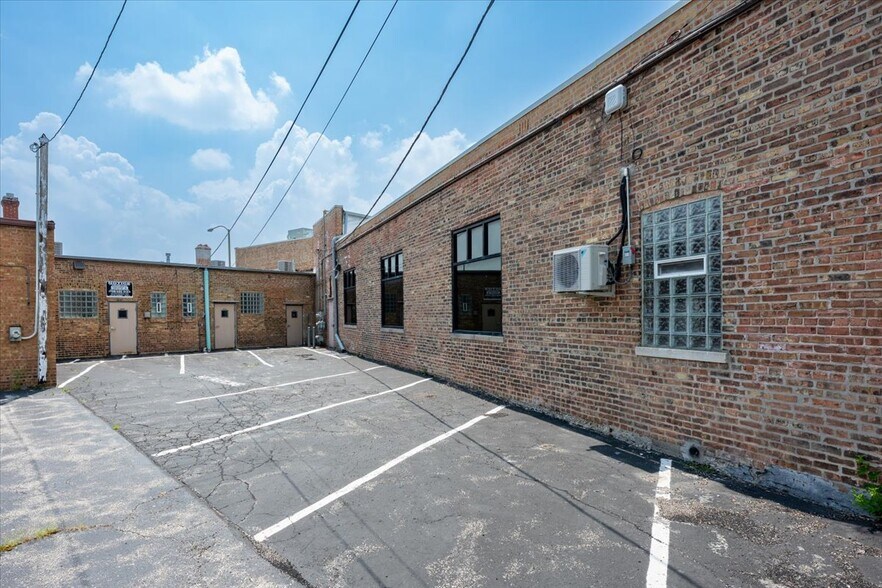 More Photos Of 6613-6621 Ogden Ave, Berwyn Storefront Retail Office For Sale