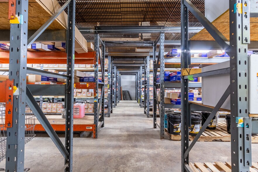 More Photos Of 5101 Crookshank Rd, Cincinnati Freestanding For Sale