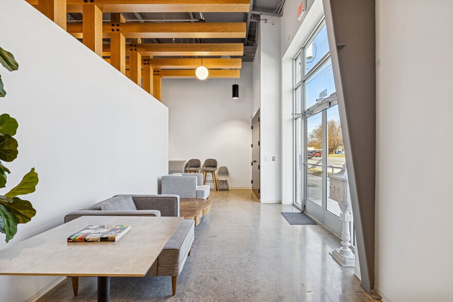 More Photos Of 5101 Kentucky Ave, Nashville Office For Sale