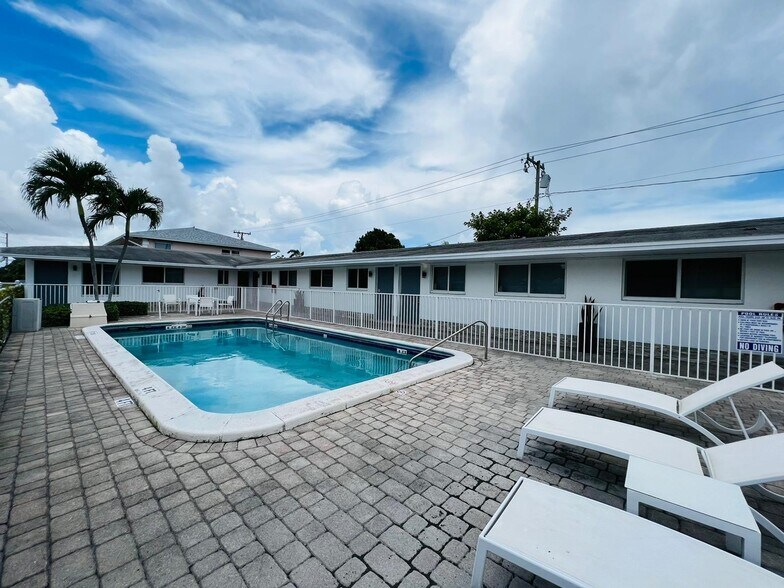 Primary Photo Of 231 SW 15th St, Pompano Beach Apartments For Sale