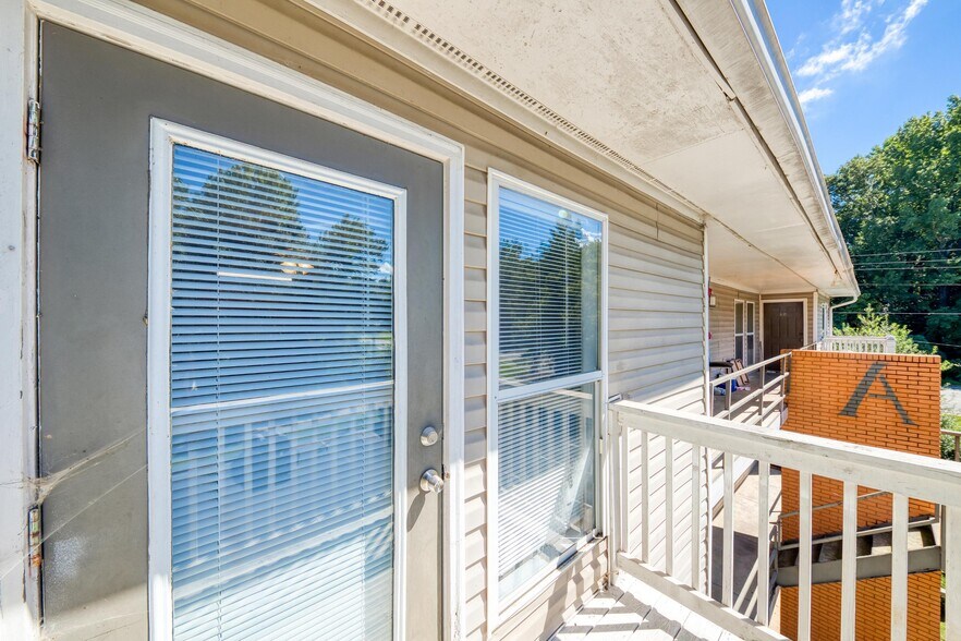 More Photos Of 227 Brumbelow Rd, Carrollton Apartments For Sale