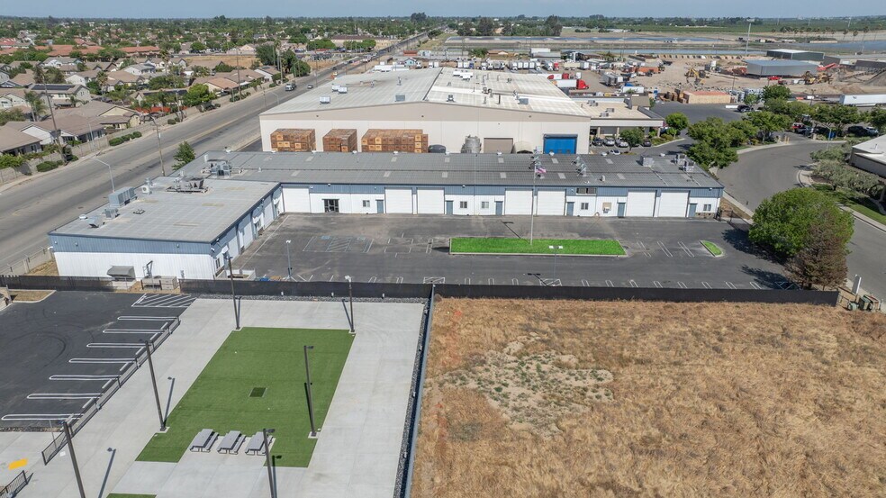 More Photos Of 4111 Brew Master Dr, Ceres Warehouse For Sale