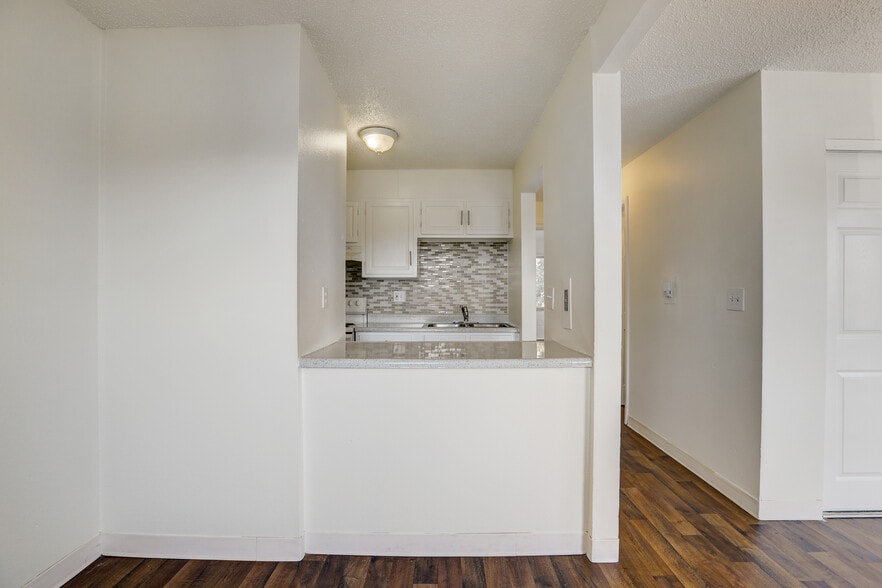 More Photos Of 1285 Wolff St, Denver Apartments For Sale