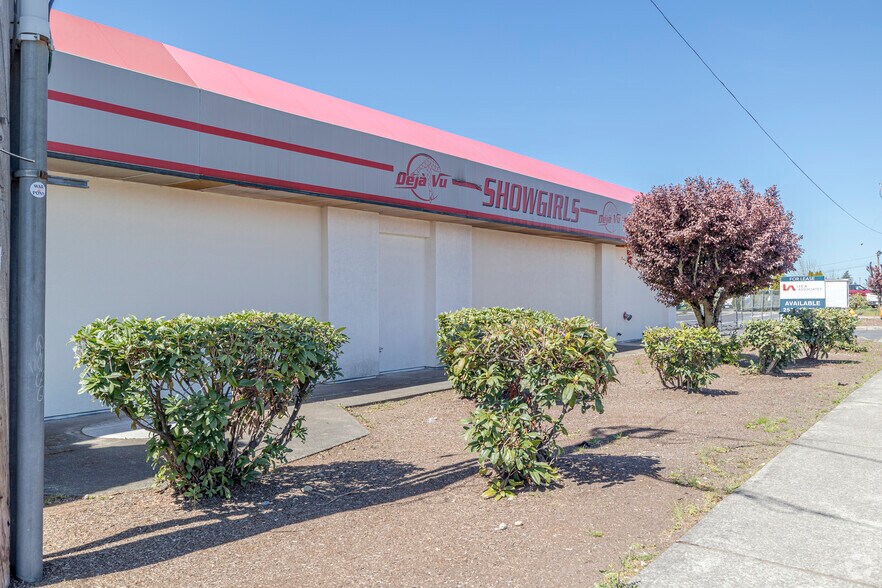 More Photos Of 8920 S Tacoma Way, Lakewood Freestanding For Lease