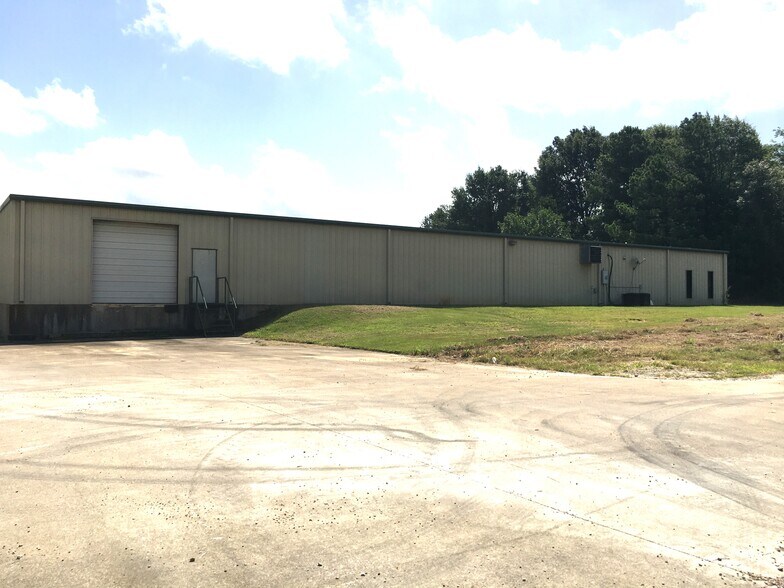 More Photos Of 427 S Glenwood Blvd, Tyler Warehouse For Sale