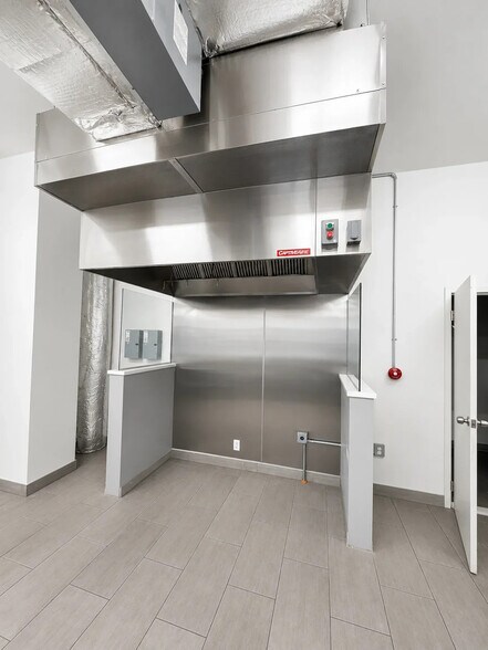 More Photos Of 745 DeKalb Ave, Brooklyn Apartments For Lease