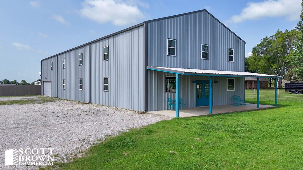 More Photos Of 1404 McConnell Rd, Gunter Flex For Sale