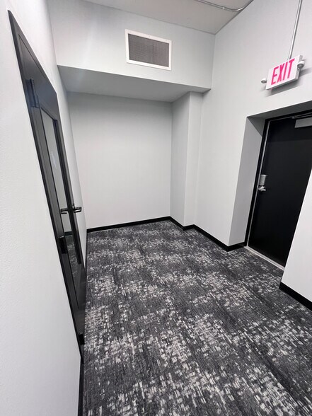 More Photos Of 223 Broadway Ave N, Rochester Office Residential For Sale