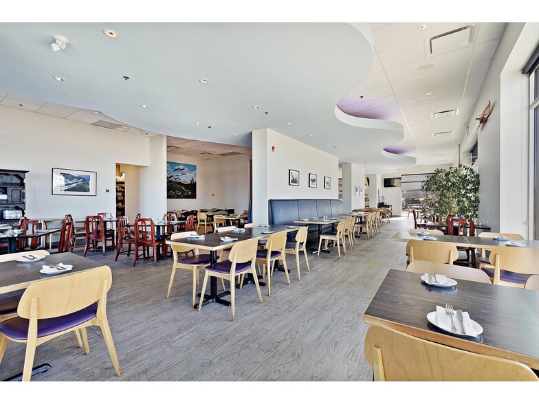 More Photos Of 5385 216 St, Langley Restaurant For Sale