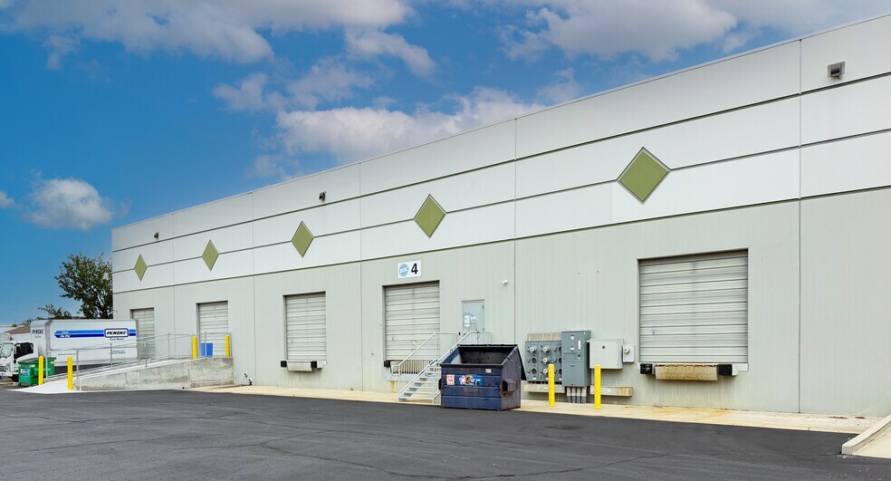 More Photos Of 330 N Ancestor Pl, Boise Warehouse For Lease