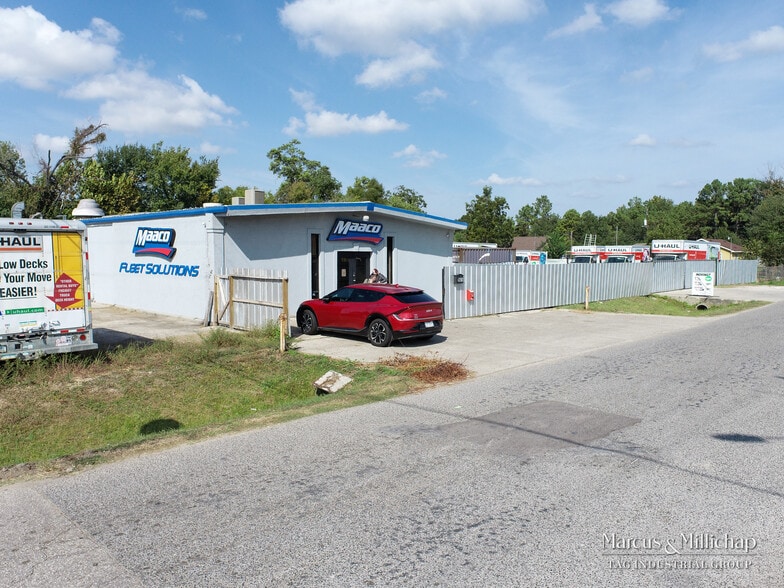 More Photos Of 15405 Kurt Dr, Humble Warehouse For Sale