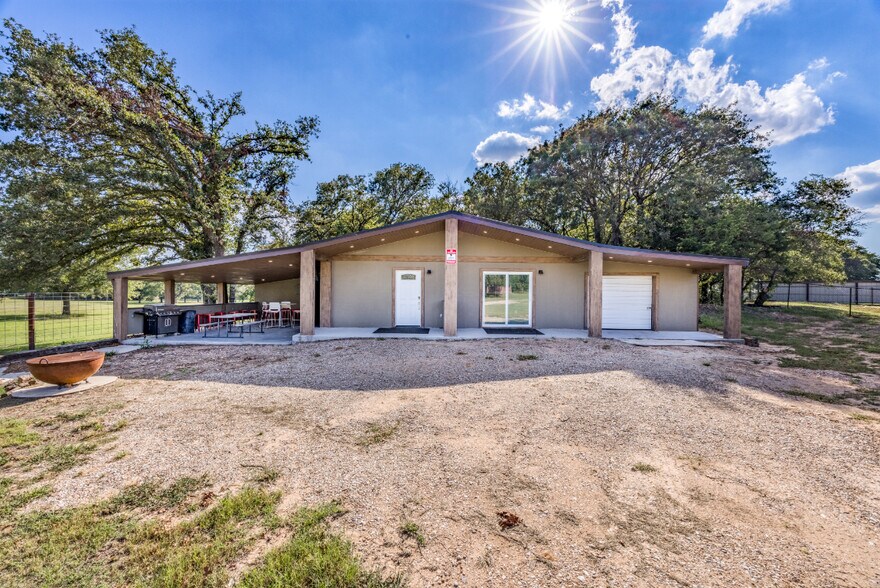 More Photos Of 12625 Sandpiper Rd, Thackerville Specialty For Sale