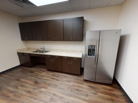 More Photos Of 5509 Kingpin Dr, Corpus Christi Warehouse For Sale