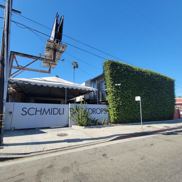 More Photos Of 5830 Adams Blvd, Culver City Showroom For Sale