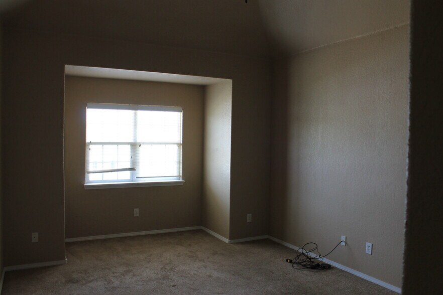 More Photos Of 7295 E HWY 270, Mcalester Apartments For Sale