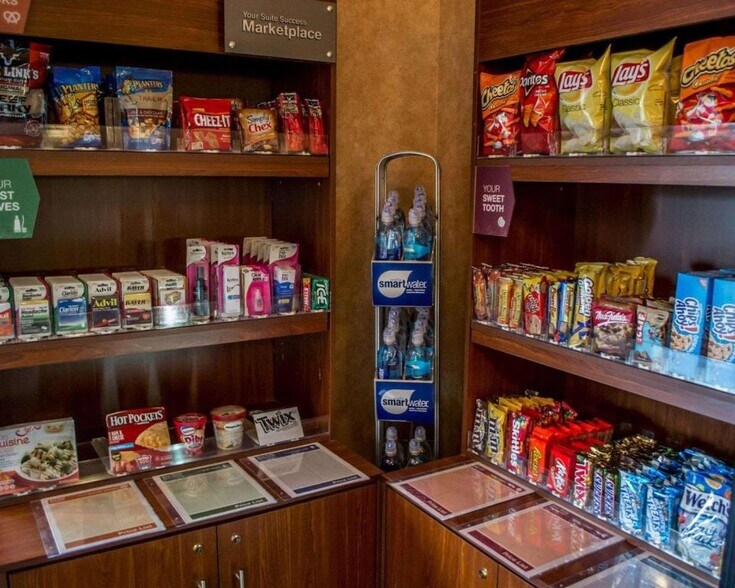 More Photos Of 11340 SW 60th Ave, Portland Hotel For Sale