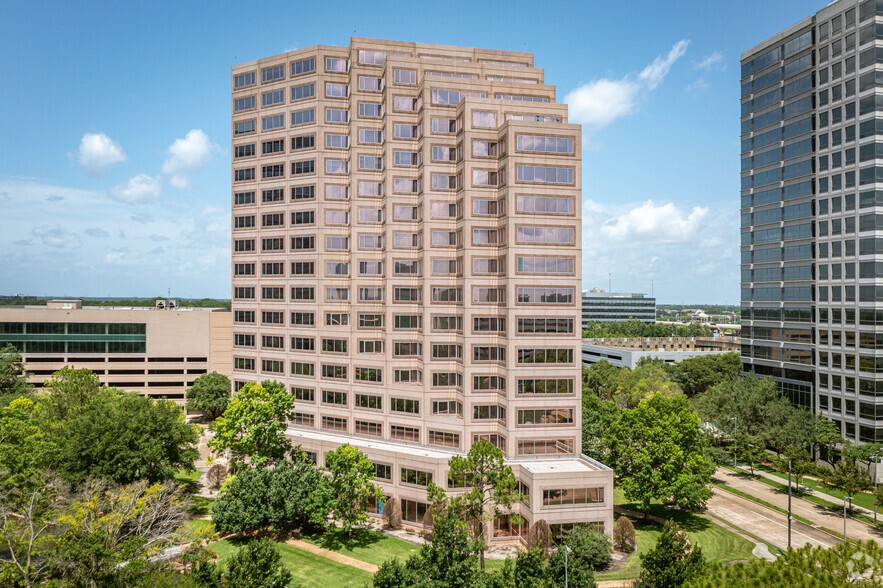 Primary Photo Of 580 Westlake Park Blvd, Houston Office For Lease