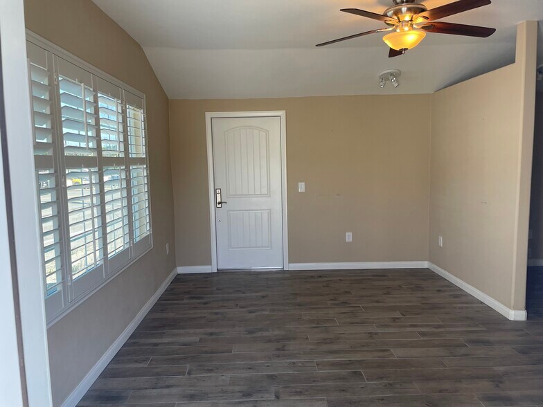 More Photos Of 8843 Winter Gardens Blvd, Lakeside Office For Lease