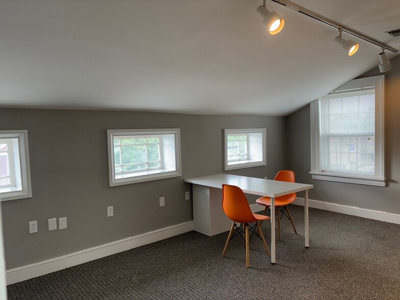 More Photos Of 11006 Reading Rd, Cincinnati Office For Lease