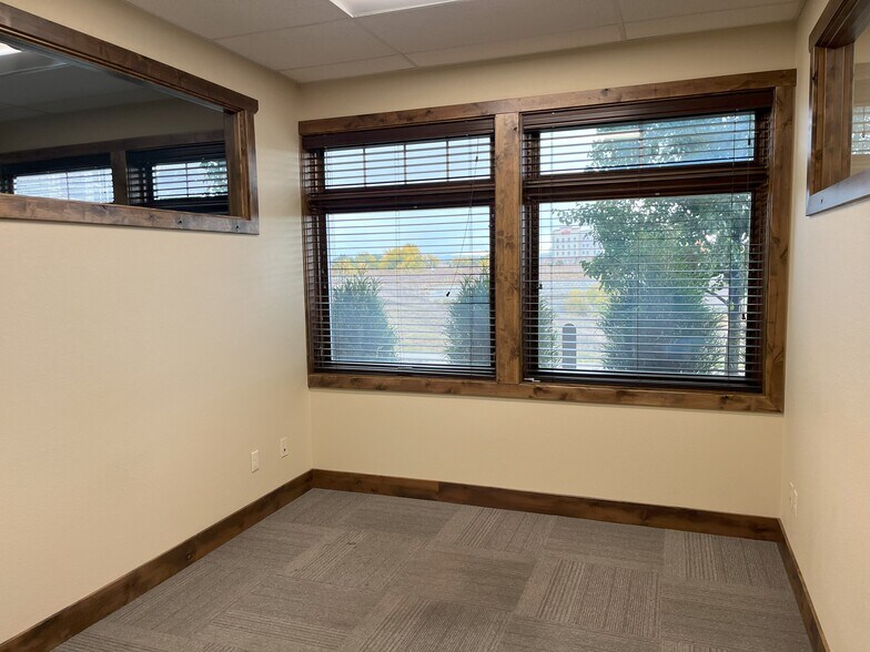 More Photos Of Thompson Pky & Ronald Reagan Blvd, Johnstown Unknown For Lease