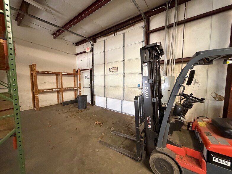 More Photos Of 137-145 Technical ct, Garner Flex For Sale