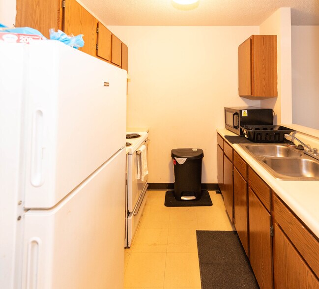 More Photos Of 303 Crusader Rd, Cambridge Multifamily For Sale