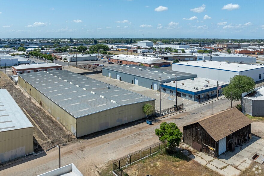 More Photos Of 2910 E Heaton Ave, Fresno Industrial For Sale