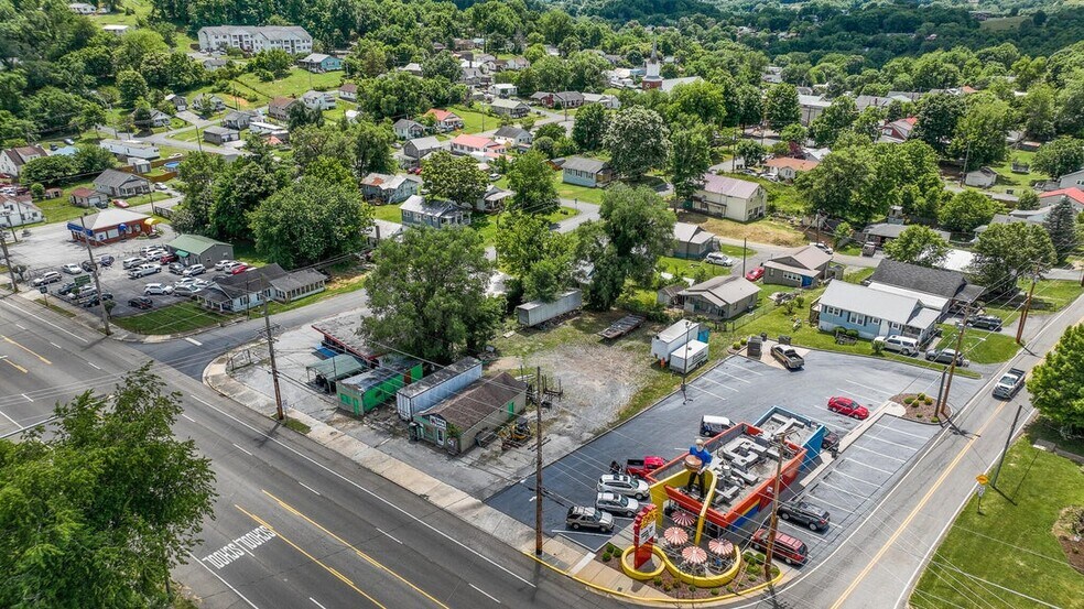 More Photos Of 1308 Lynn Garden Dr, Kingsport Auto Repair For Sale