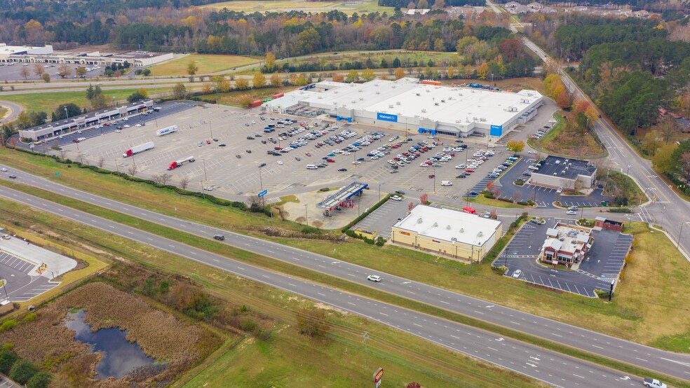 Primary Photo Of 901 US HWY 401 BYPASS, Laurinburg Unknown For Lease