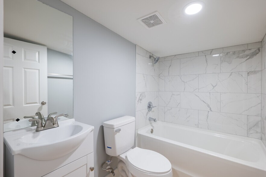 More Photos Of 149 West Thigpen Avenue, Lakeland Apartments For Sale