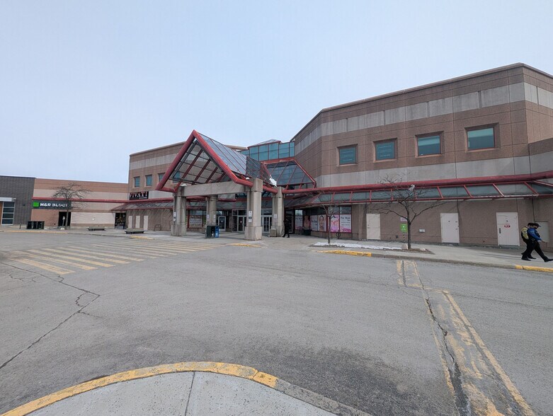 More Photos Of 1980 Ogilvie Rd, Ottawa Storefront Retail Office For Lease