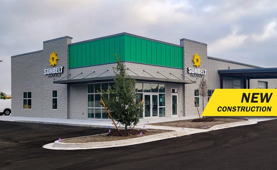 Primary Photo Of 4320-4350 Dow Rd, Melbourne General Retail For Sale