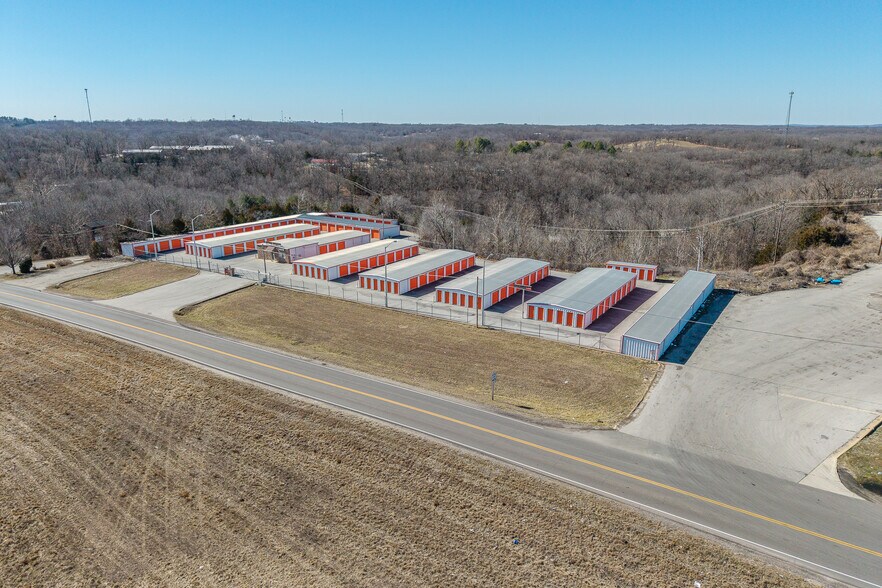 More Photos Of 14305 Saint Robert Outer Rd, Saint Robert Self Storage For Sale