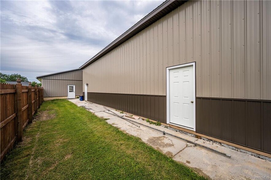 More Photos Of 1457 Eden Evans Center Rd, Angola Storefront For Lease
