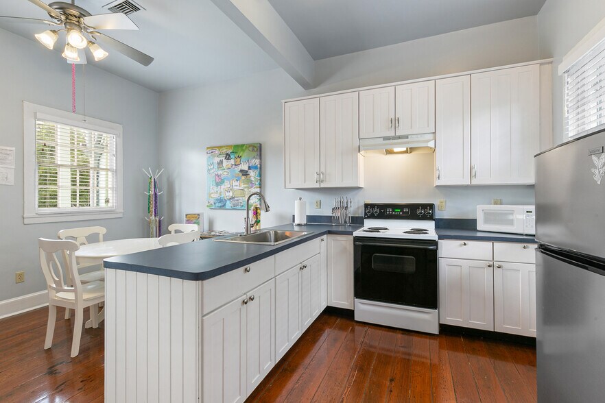 More Photos Of 2702 Chartres St, New Orleans Storefront Retail Residential For Sale