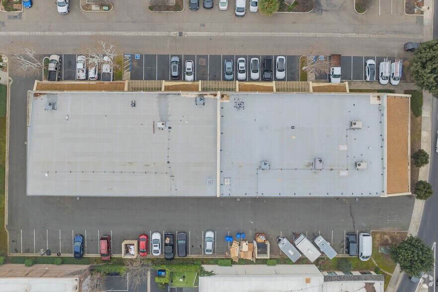 More Photos Of 4501 Ohara Ave, Brentwood Research And Development For Lease