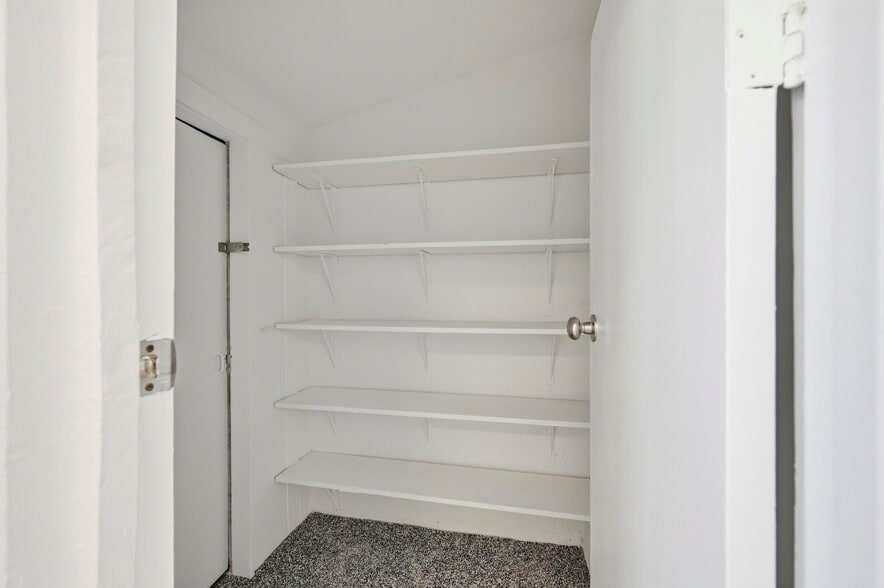 More Photos Of 3415-3417 Mission St, San Francisco Storefront Retail Residential For Lease