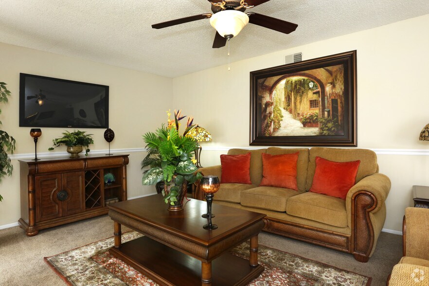 More Photos Of 5473 27th St S, Saint Petersburg Apartments For Sale
