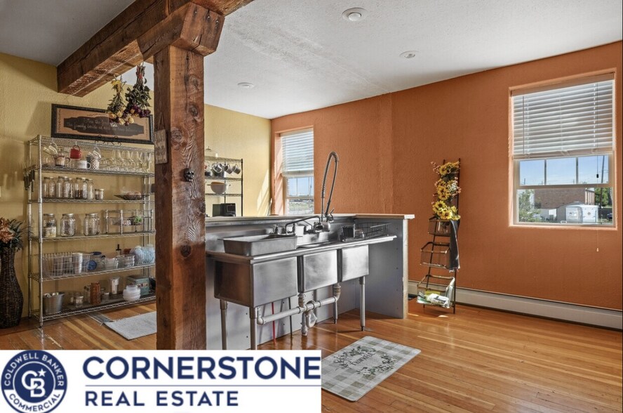 More Photos Of 350 N Kimball St, Casper Flex For Sale