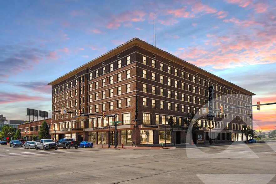 Primary Photo Of 107 S Washington Ave, Saginaw Apartments For Lease