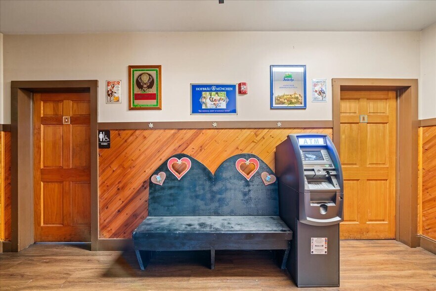 More Photos Of 2136 Lake Ariel Hwy, Lake Ariel Restaurant For Sale