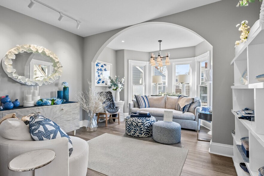 More Photos Of 515 MA-28, Harwich Port Storefront Retail Residential For Sale