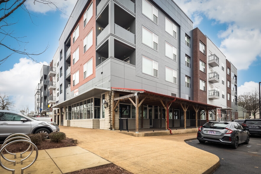 More Photos Of 395 S Highland St, Memphis Apartments For Lease