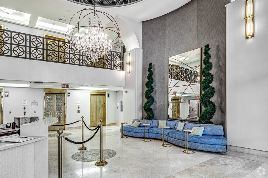 More Photos Of 212 S Olive Ave, West Palm Beach Apartments For Sale