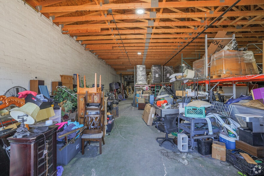 More Photos Of 1011-1021 N 21st Ave, Phoenix Warehouse For Lease