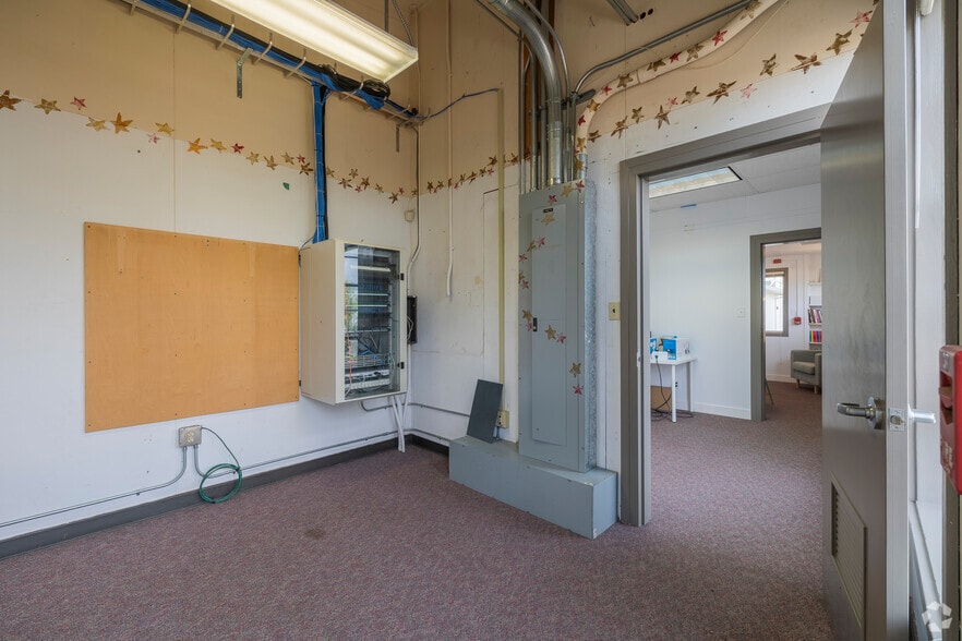 More Photos Of 1680 Los Carneros Ave, Napa Schools For Sale